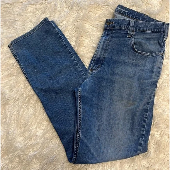 Carhartt Men’s Relaxed Fit Distressed Jeans. Size 38 - Picture 2 of 7